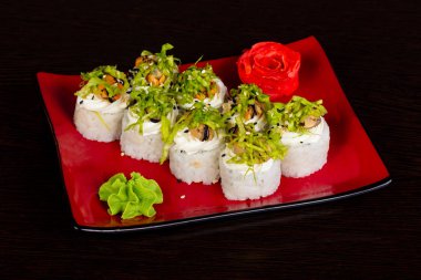 Japon soğuk rulo ile midye