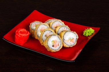 Japon geleneksel rulo somon ile