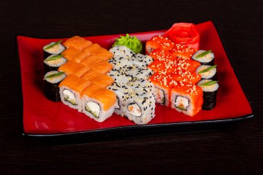 Japon geleneksel rulo ve suşi ayarla