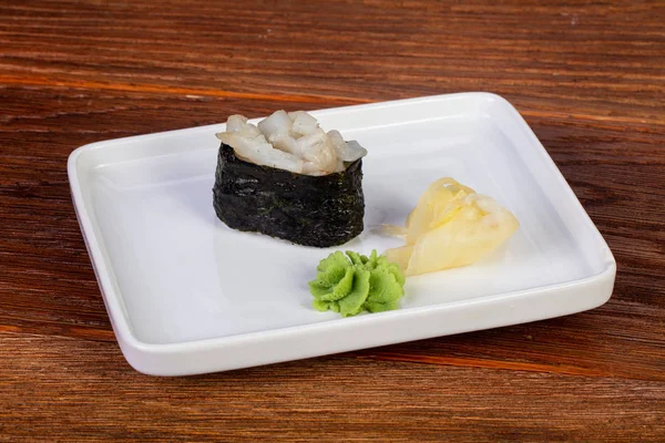 Japanischer Sushi Gunkan Mit Gelbem Schwanz — Stockfoto
