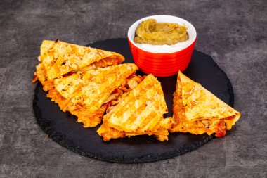 Mexican quesadilla tortilla - et, sebze