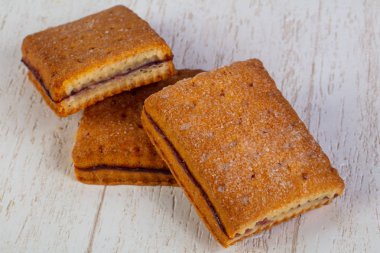 Reçelli kek dilim sweer