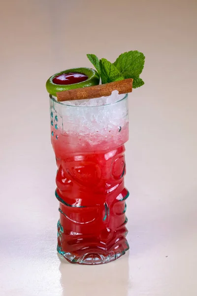 Sweet Koude Aardbei Cocktail — Stockfoto