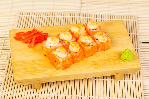 Finom Banzai Sushi Tekercs Sajttal — Stock Fotó