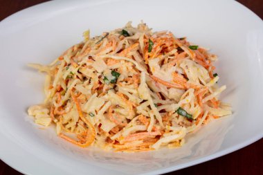 Lahana salatası lahana salatası