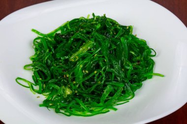 Susam chukka salatası