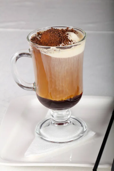 Forró Kávé Hideg Fagylaltot — Stock Fotó