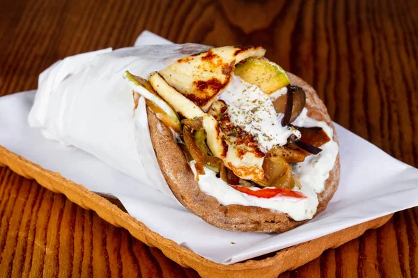 Mantar ve sebze vejetaryen gyros