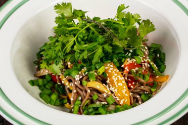 Lezzetli makarna erişte makarna