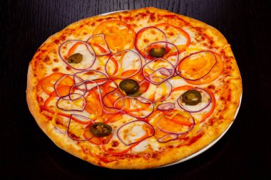 Soğan ile lezzetli Meksikalı pizzacı