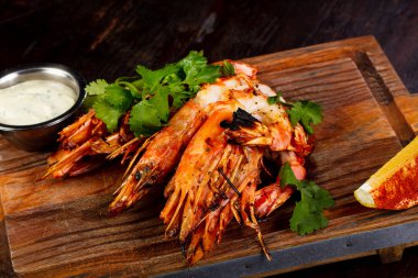 Salantro ans Soslu Izgara karides