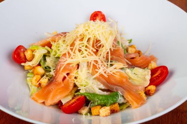 Domates ile lezzetli somon korkumu der ki