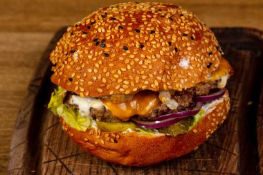 Lezzetli burger et ve peynir