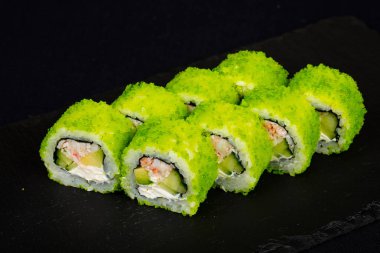 Karides ile Japon soğuk rulo