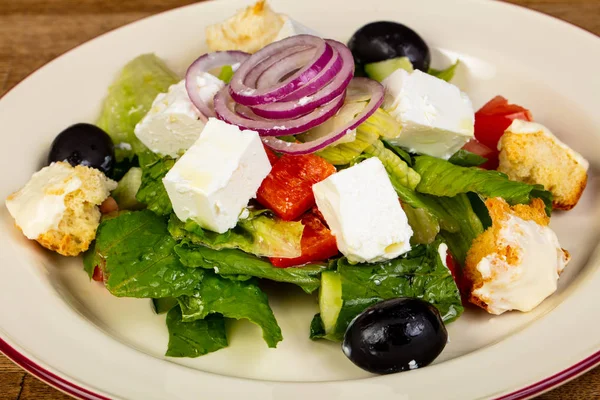 Ensalada Griega Con Queso Feta —  Fotos de Stock