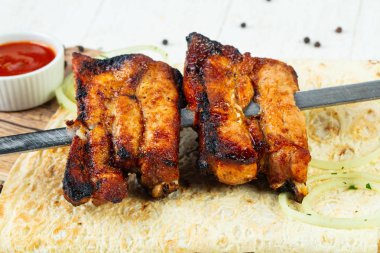 Izgara domuz pirzola şiş kebap
