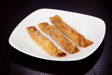 Apple ile lezzetli gözleme rulo