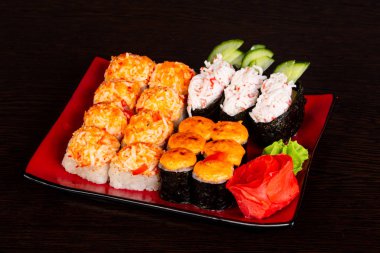 Japon geleneksel rulo ve suşi ayarla