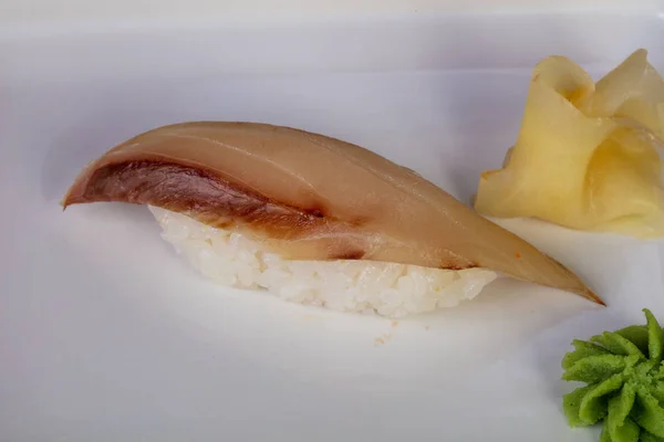 Japanse Koude Sushi Met Yellowtail — Stockfoto