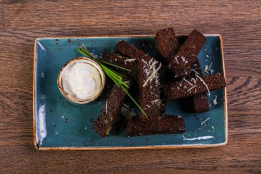 Garlick ekmek snack bira için