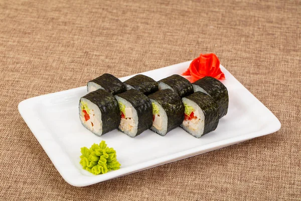 Rollo Japonés Con Pollo Ensalada — Foto de Stock