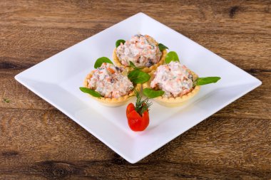 Rus salatası kanepe Ruccola hizmet