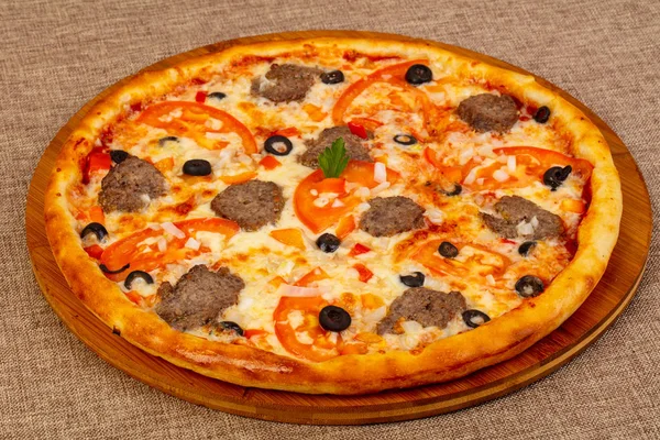 Pizza Com Carne Picada Queijo — Fotografia de Stock