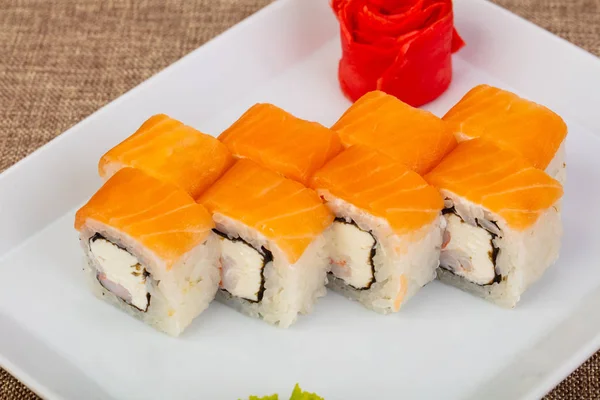 Japon Soğuk Geleneksel Somon Roll — Stok fotoğraf