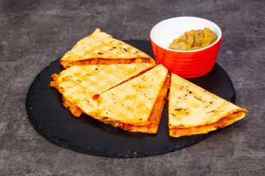 Mexican quesadilla tortilla - et, sebze