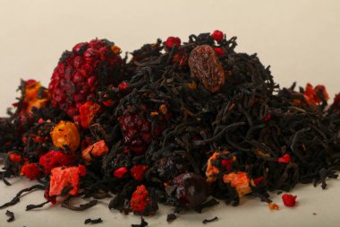 Aroma çay yığın meyve, meyveler ve otlar ile