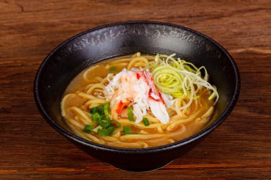 Japon miso çorbası doğal yengeç