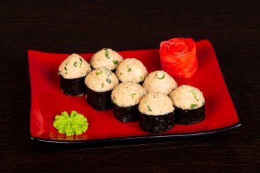 Japon rulo tavuk ve krema ile