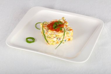 Cavair Rus salatası