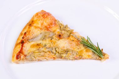 Lezzetli Pizza assortie sosis, mantar ve sebze