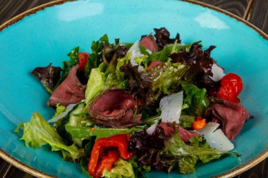 Salata alarmdan ve raddish