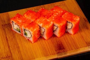 Karides ile Japon California rulo