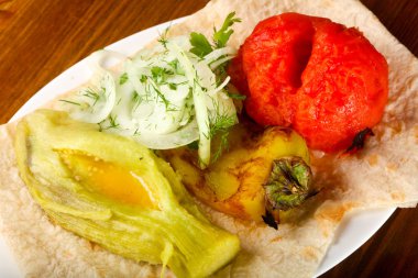 Izgara sebze pişmiş