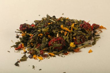 Aroma çay yığın meyve, meyveler ve otlar ile