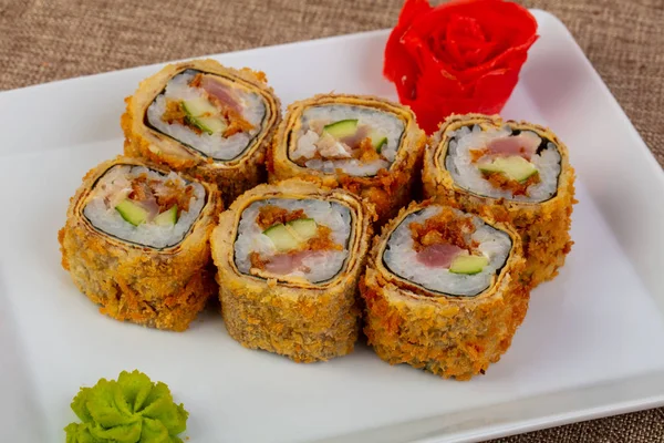 Tempura Roll Tuna Avocado — Stock Photo, Image
