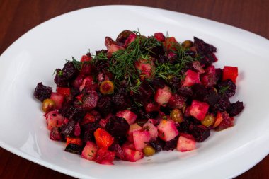 Salata sosu - Rus vejetaryen pancar salatası