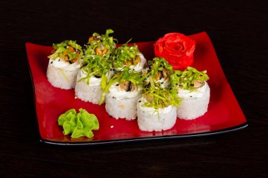 Japon soğuk rulo ile midye