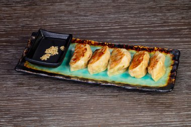 Karides ile lezzetli gedza köfte