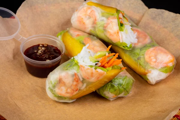 Vietnamese cuisine - Spring roll with prawn
