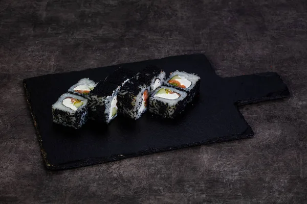 Traditioneel Japans Broodje Met Zalm — Stockfoto