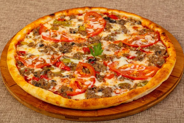 Pizza Com Carne Picada Queijo — Fotografia de Stock