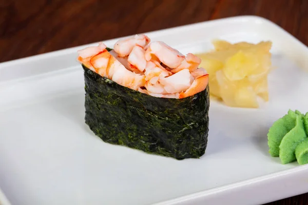 Gunkan Sushi Japonés Con Gambas — Foto de Stock