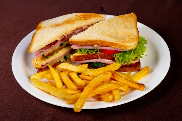 Club Sandwich Mit Schinken Und Käse — Stockfoto