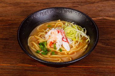 Japon miso çorbası doğal yengeç