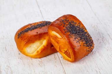 Tatlı tastu topuz reçel ile