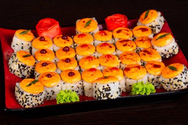 Japon geleneksel rulo ve suşi ayarla